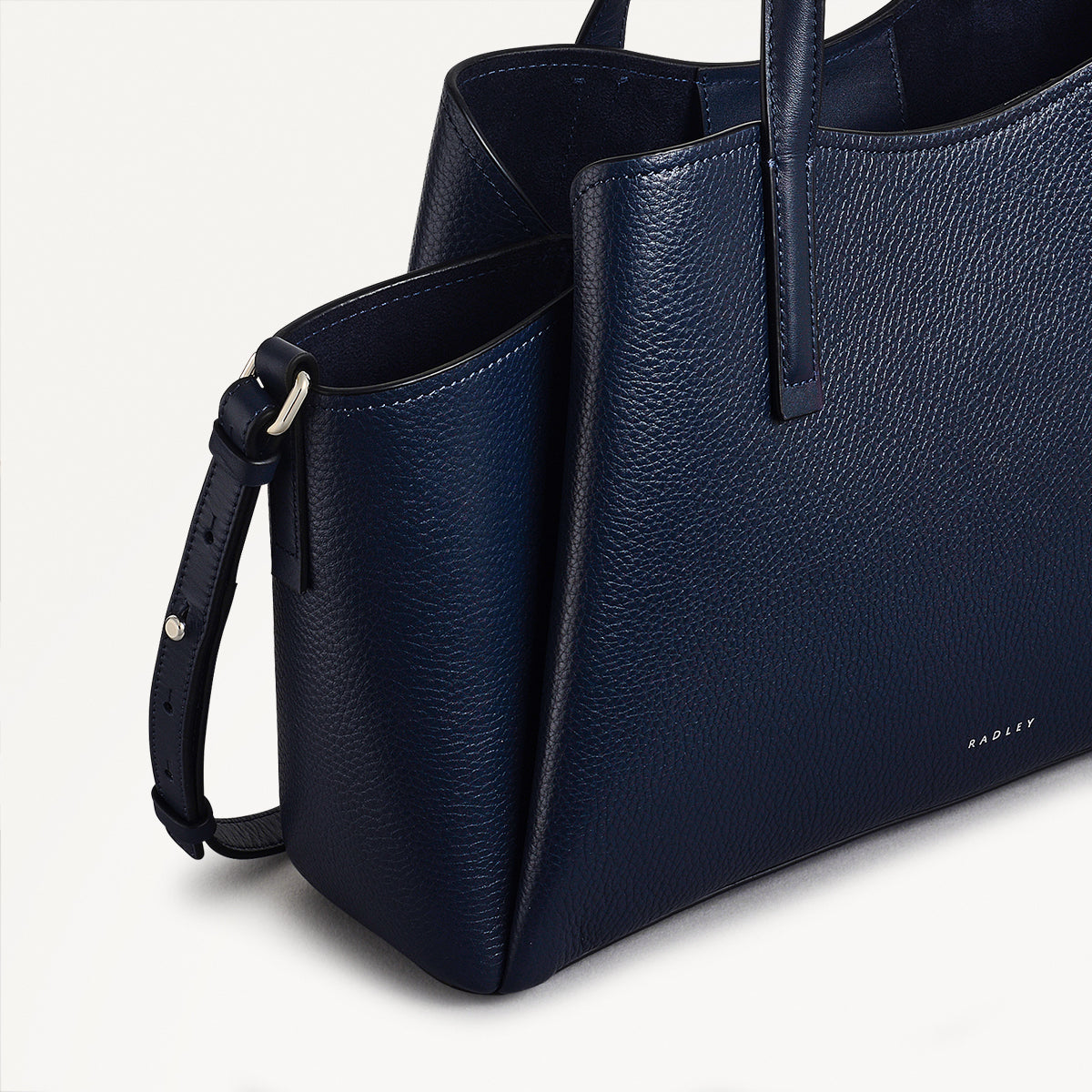 Blake Gardens Large Ziptop Grab Bag in Ink - 110528