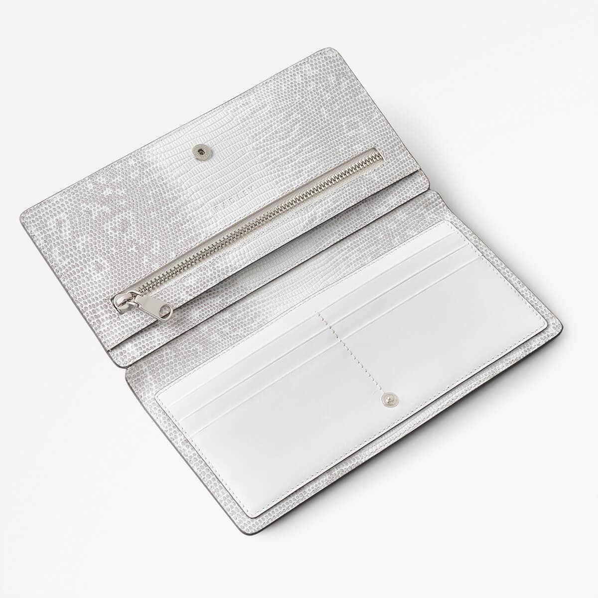 Coin Street Leather Large Bifold Wallet in Bright White - 110808