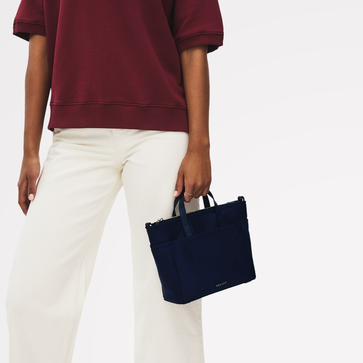 Park Crescent Fabric Small Ziptop Grab Bag in Ink - 111225