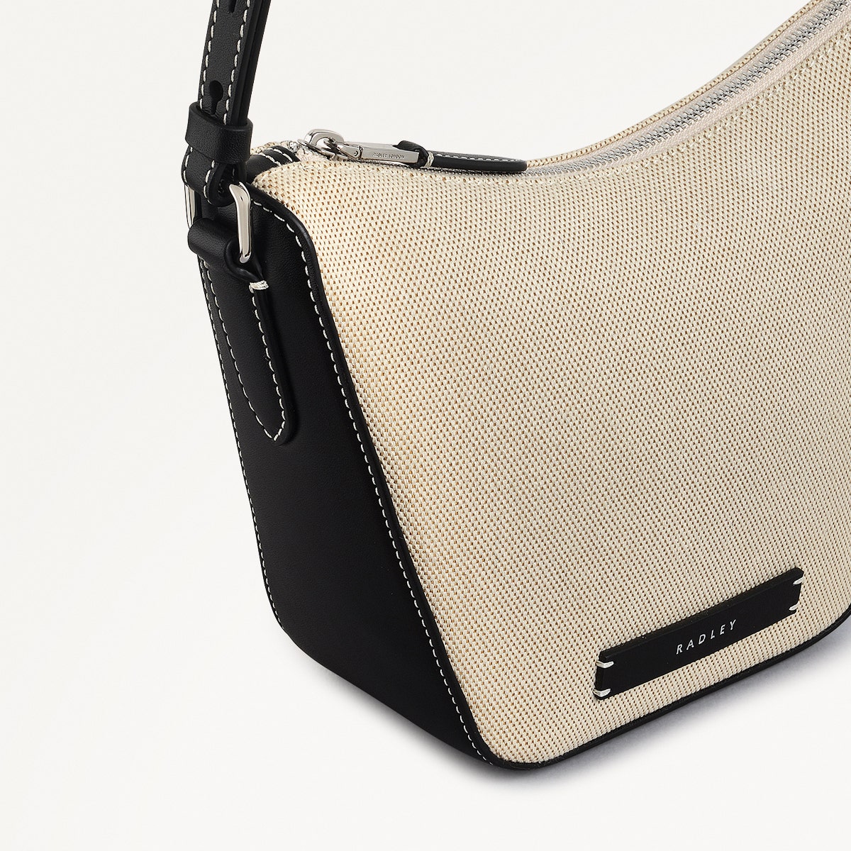 Oak Street Leather Small Ziptop Cross Body Bag in Natural - 111399