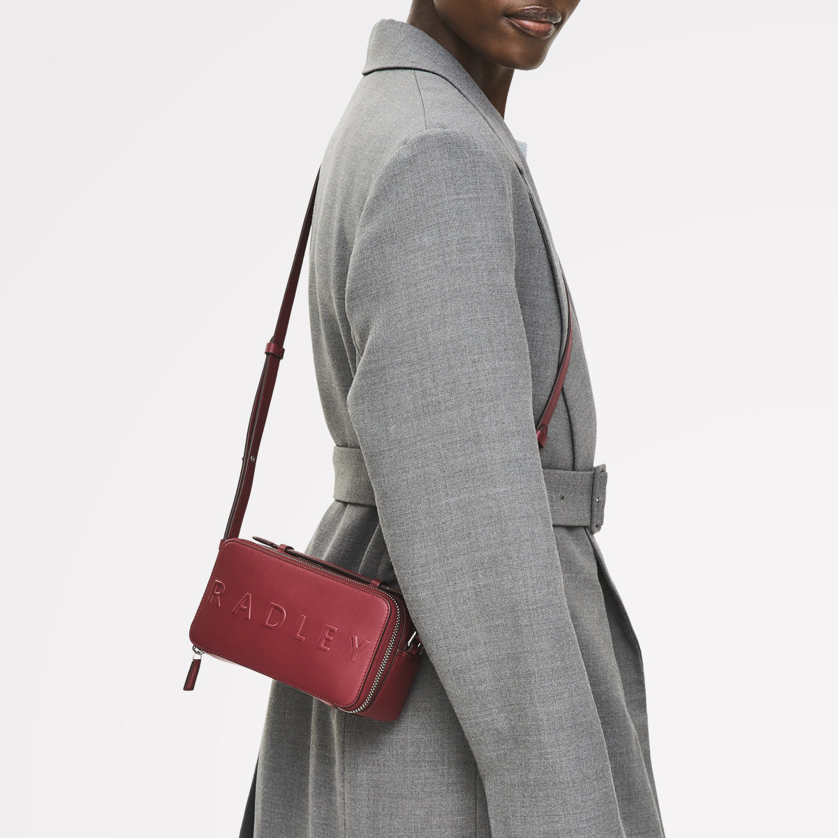 Calvert Road Leather Zip Around Cross Body Bag in Carmine - 112290