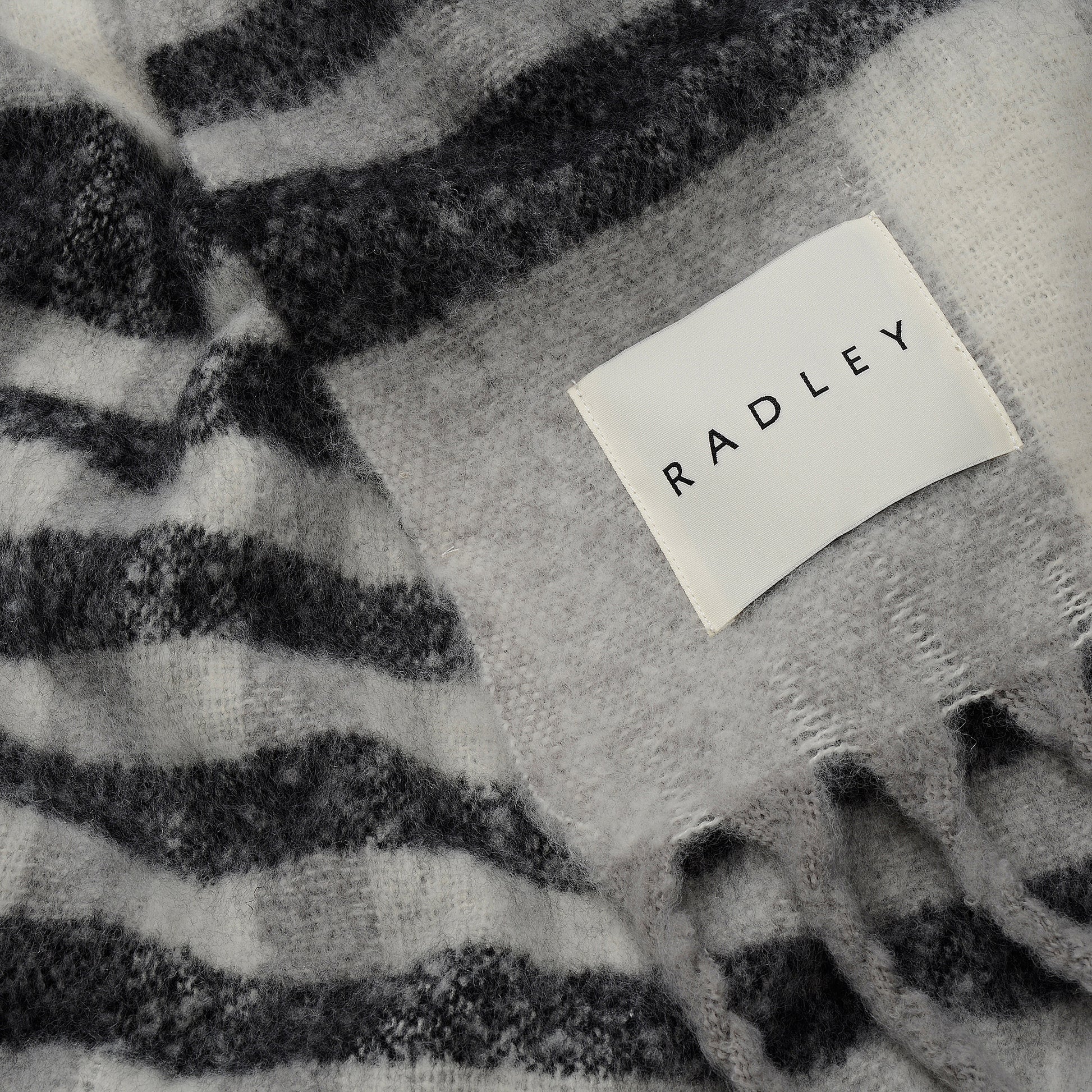Radley Check Fabric Blanket in Ash - 112495