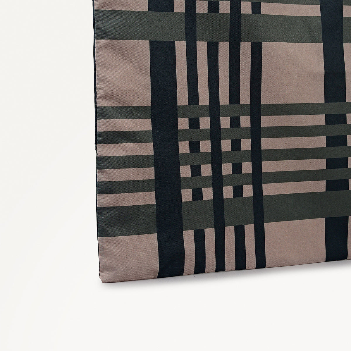 Check Fabric Responsible Foldaway in Porcini - 112519