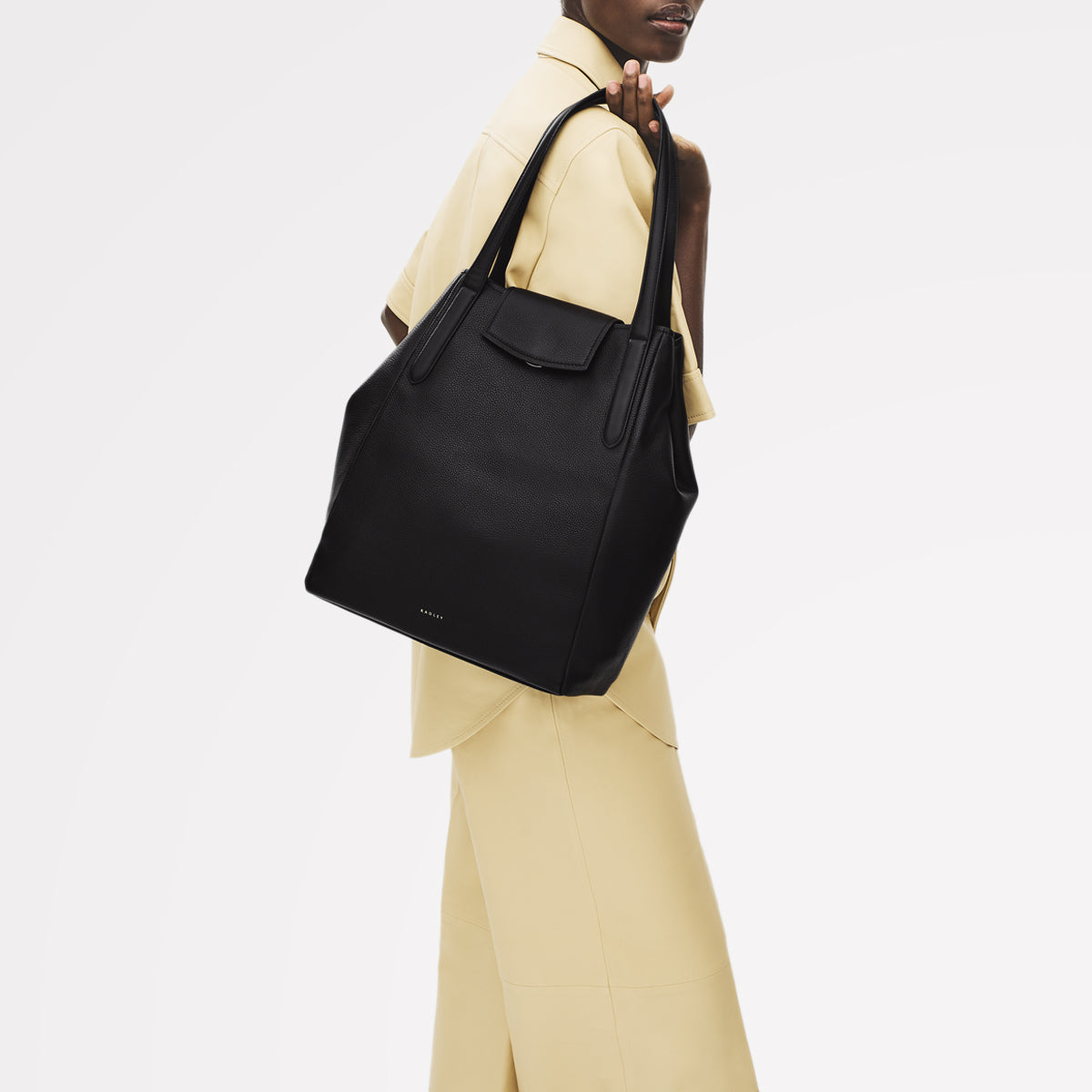 Mayfair Lane Leather Large Flapover Tote Bag in Black - 112600