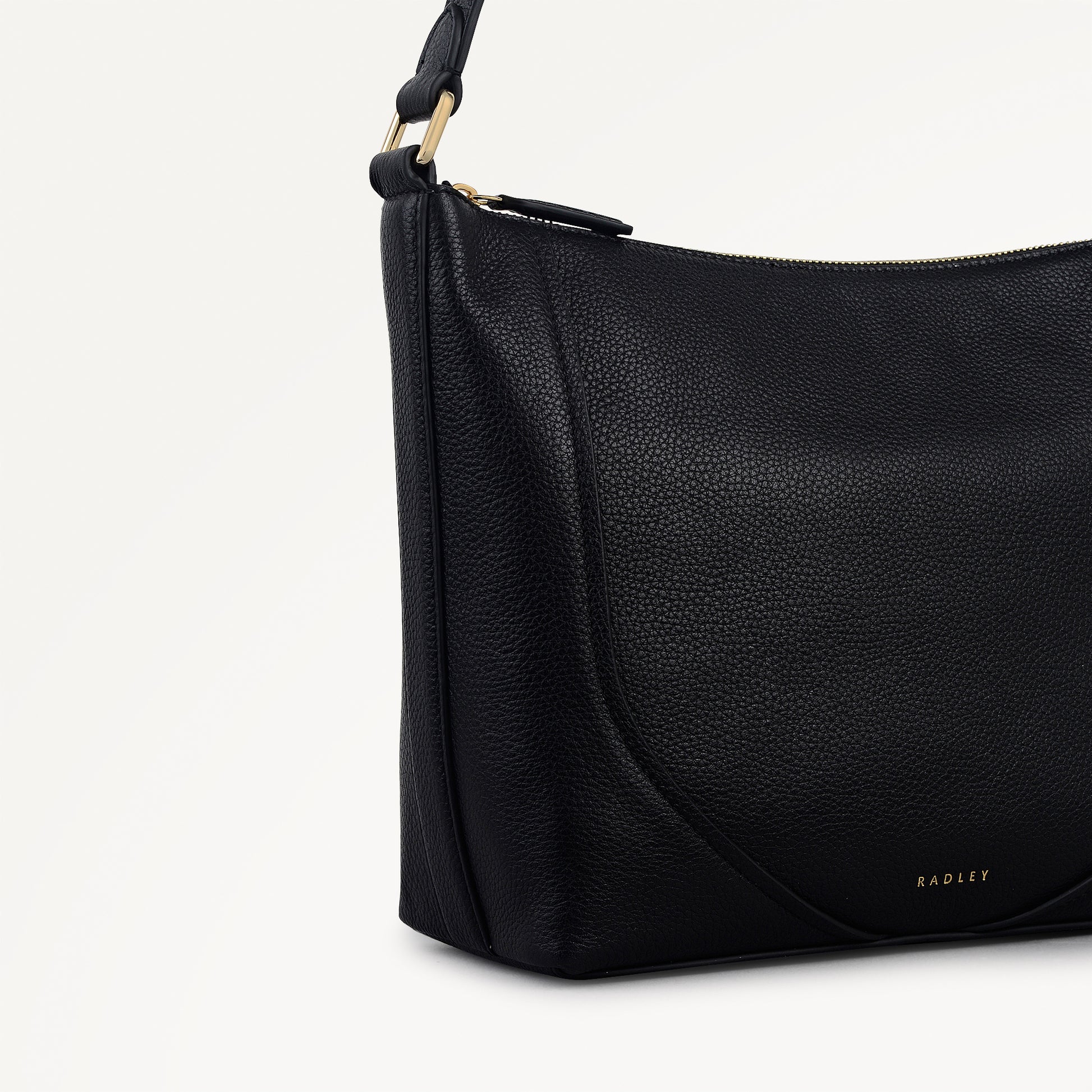 Wood Park Leather Medium Ziptop Cross Body Bag in Black - 112622