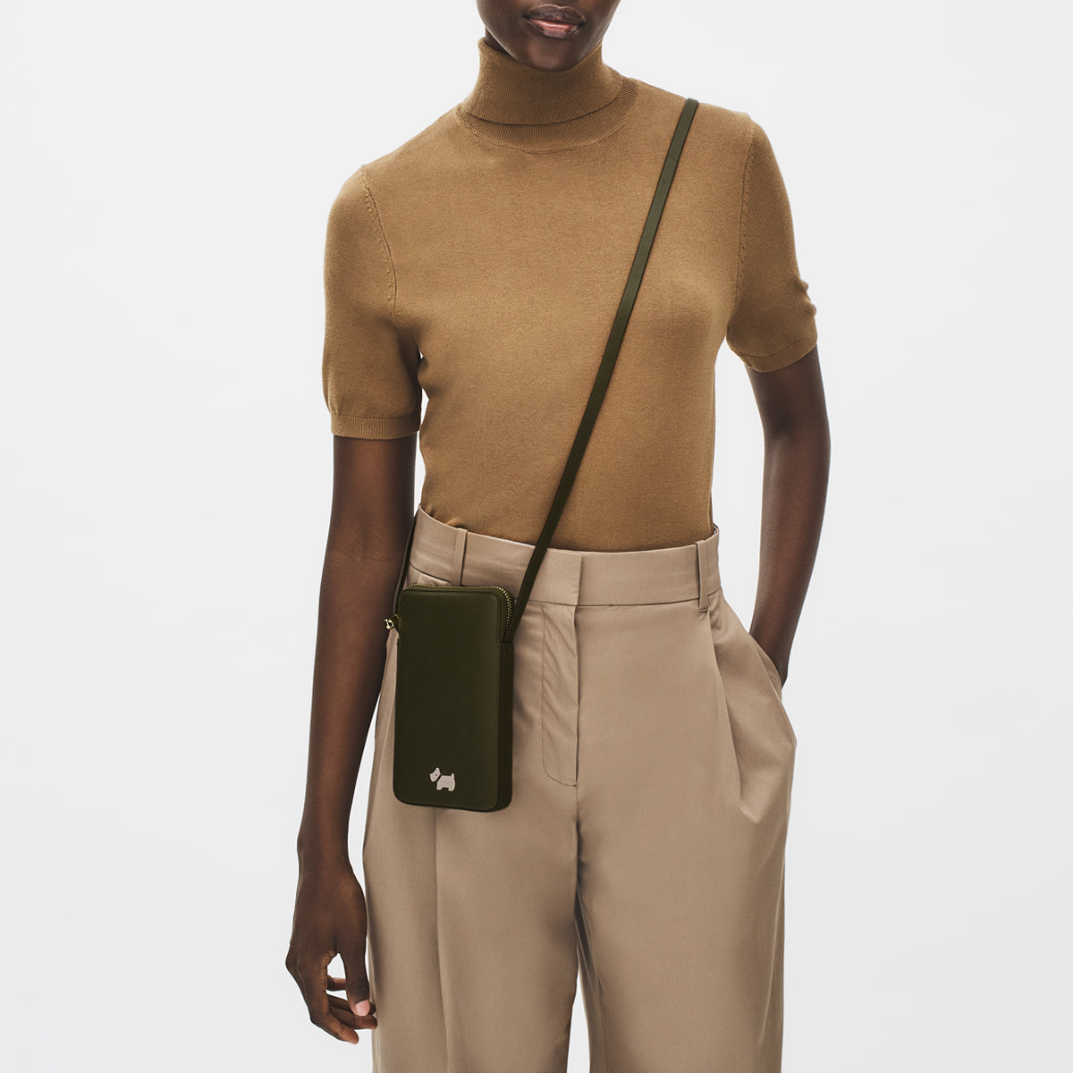 Heritage Radley - Protect Leather Medium Phone Cross Body Bag in Pine Needle - 112729