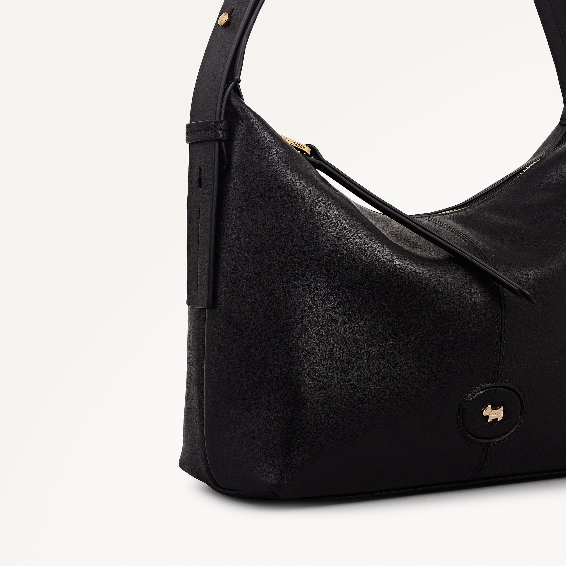 Maldon Mews Medium Ziptop Shoulder Black - 112933