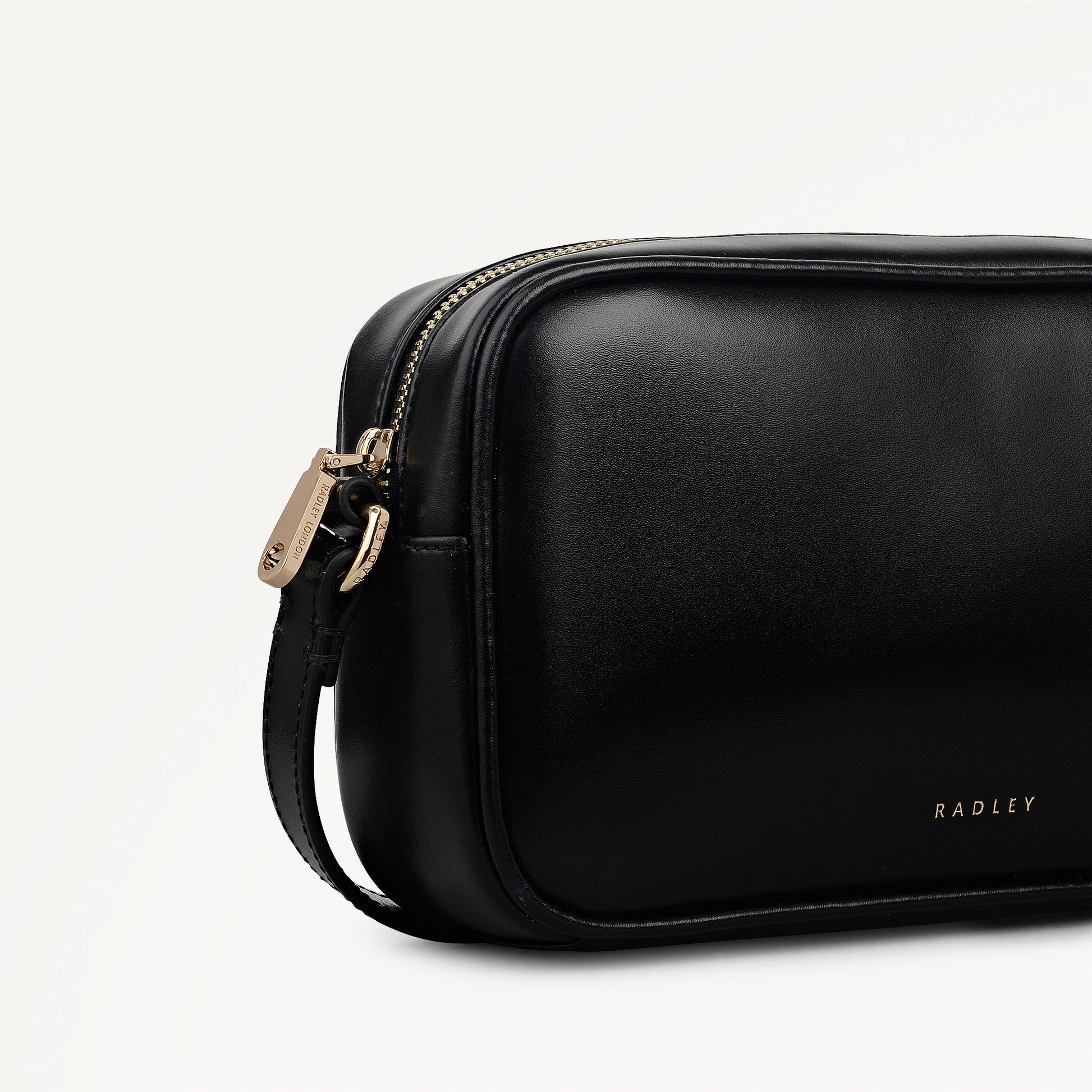 Hadley Lane Small Ziptop Cross Body Black - 112938