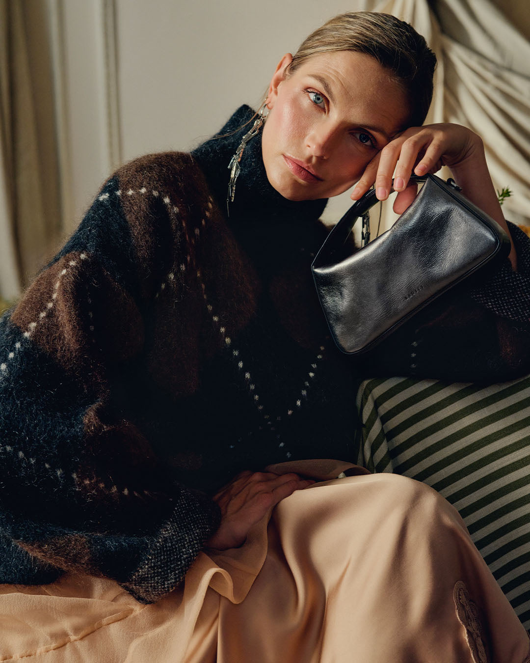 De Beauvoir Leather Small Ziptop Grab Bag in Silver - 112303