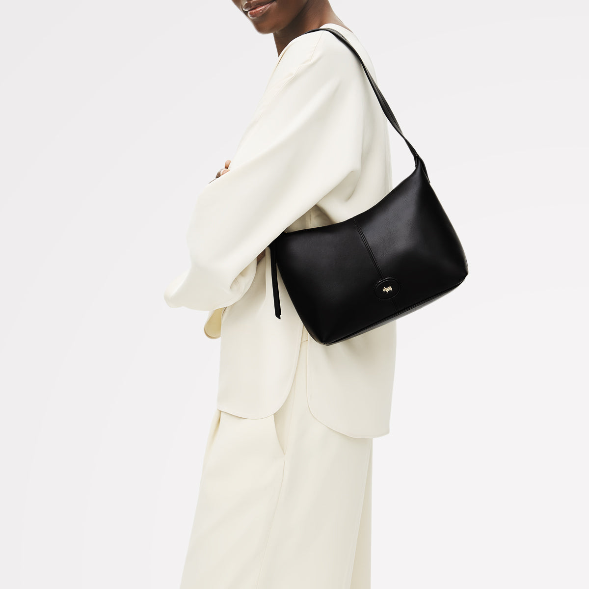 Maldon Mews Medium Ziptop Shoulder Black - 112933