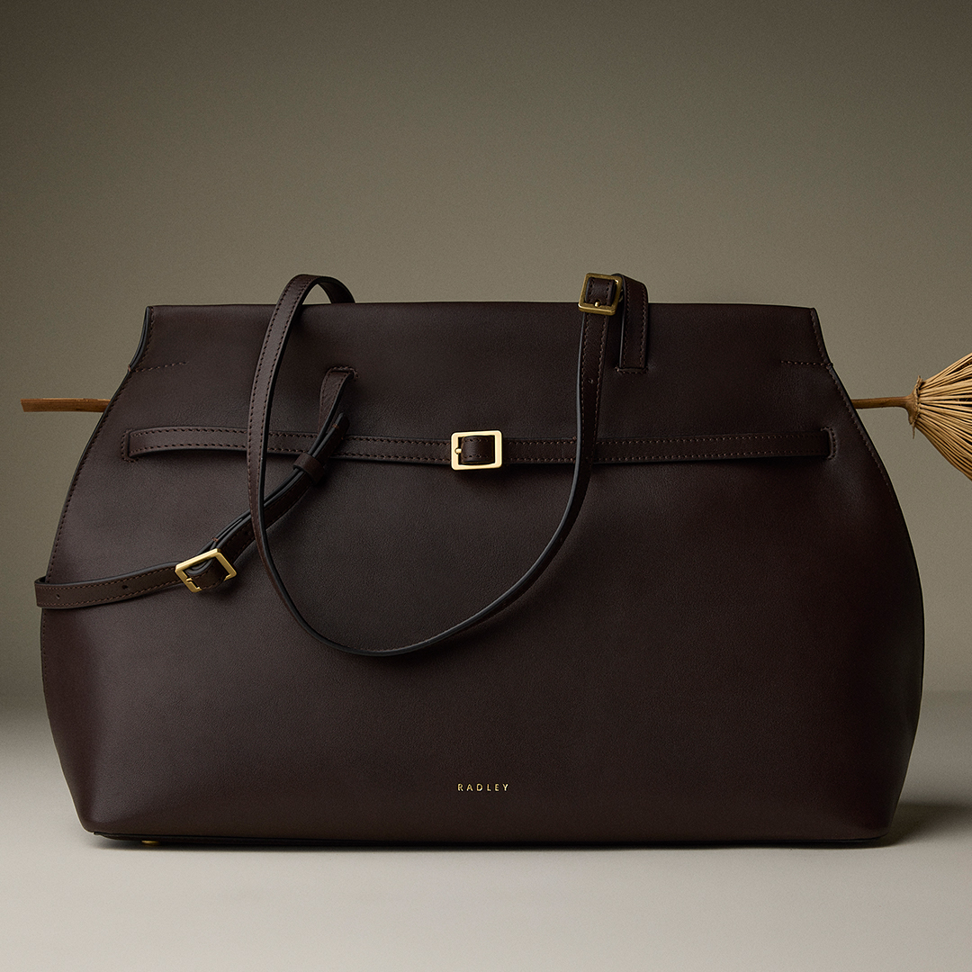The Christina Large Ziptop Shoulder Dark Oak