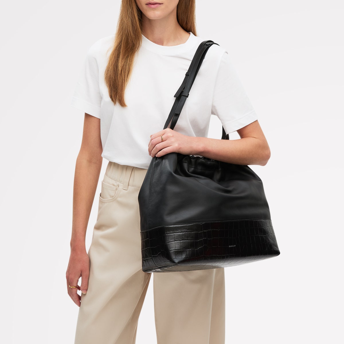 Outlet Shoulder Bags