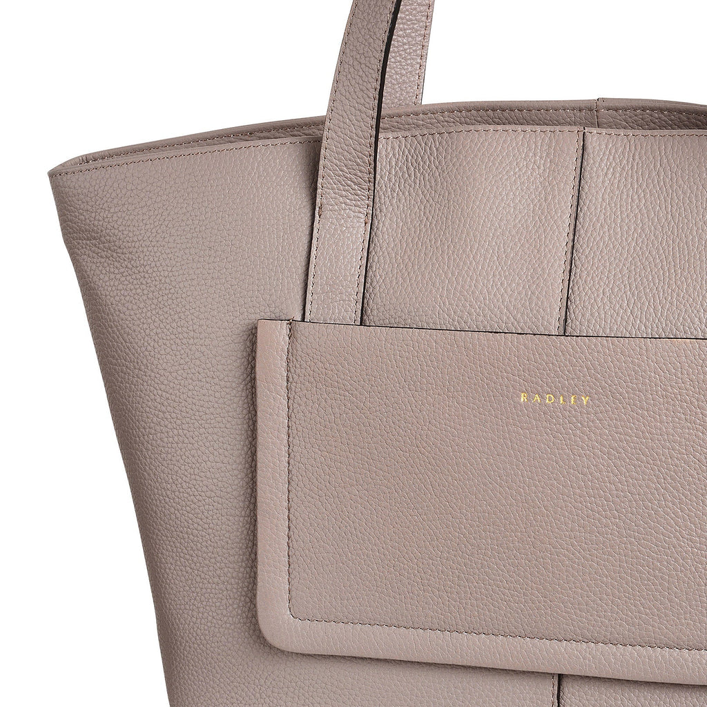 Sycamore Grove Leather Medium Ziptop Tote Bag in Espresso - 110073