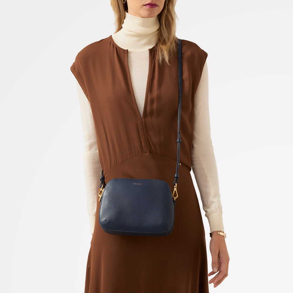 Dukes Place Medium Ziptop Crossbody Bag in Evenfall - 110158