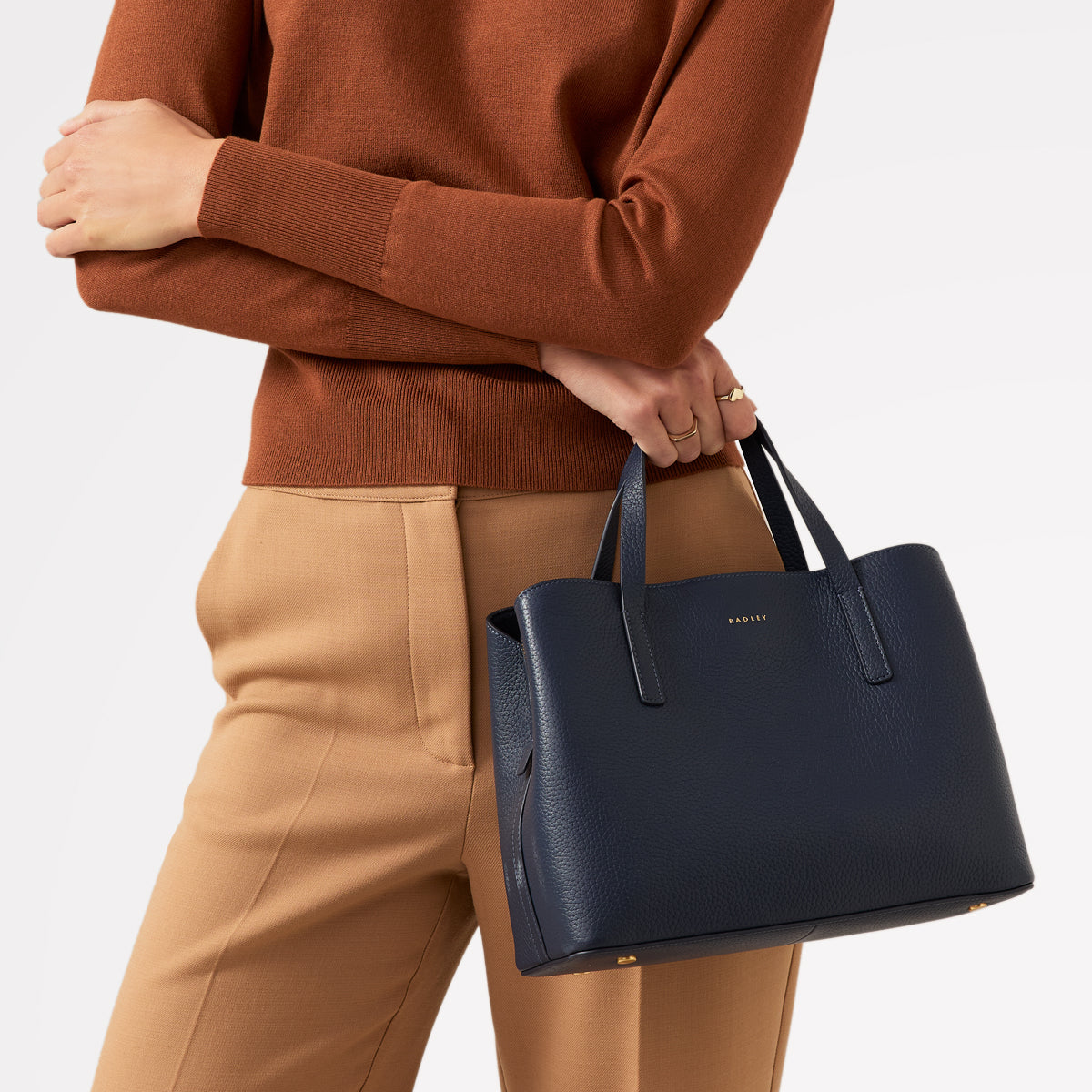 Dukes Place Medium Ziptop Grab Bag in Evenfall - 110160