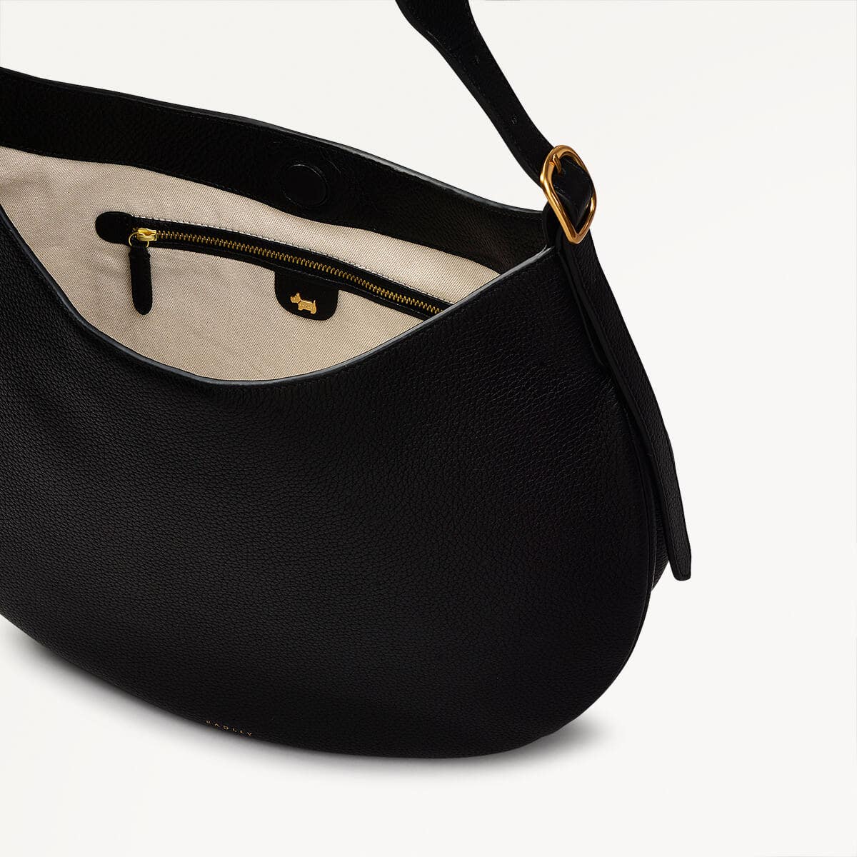 Kensington Place Leather Open Top Shoulder Bag in Black - 110161