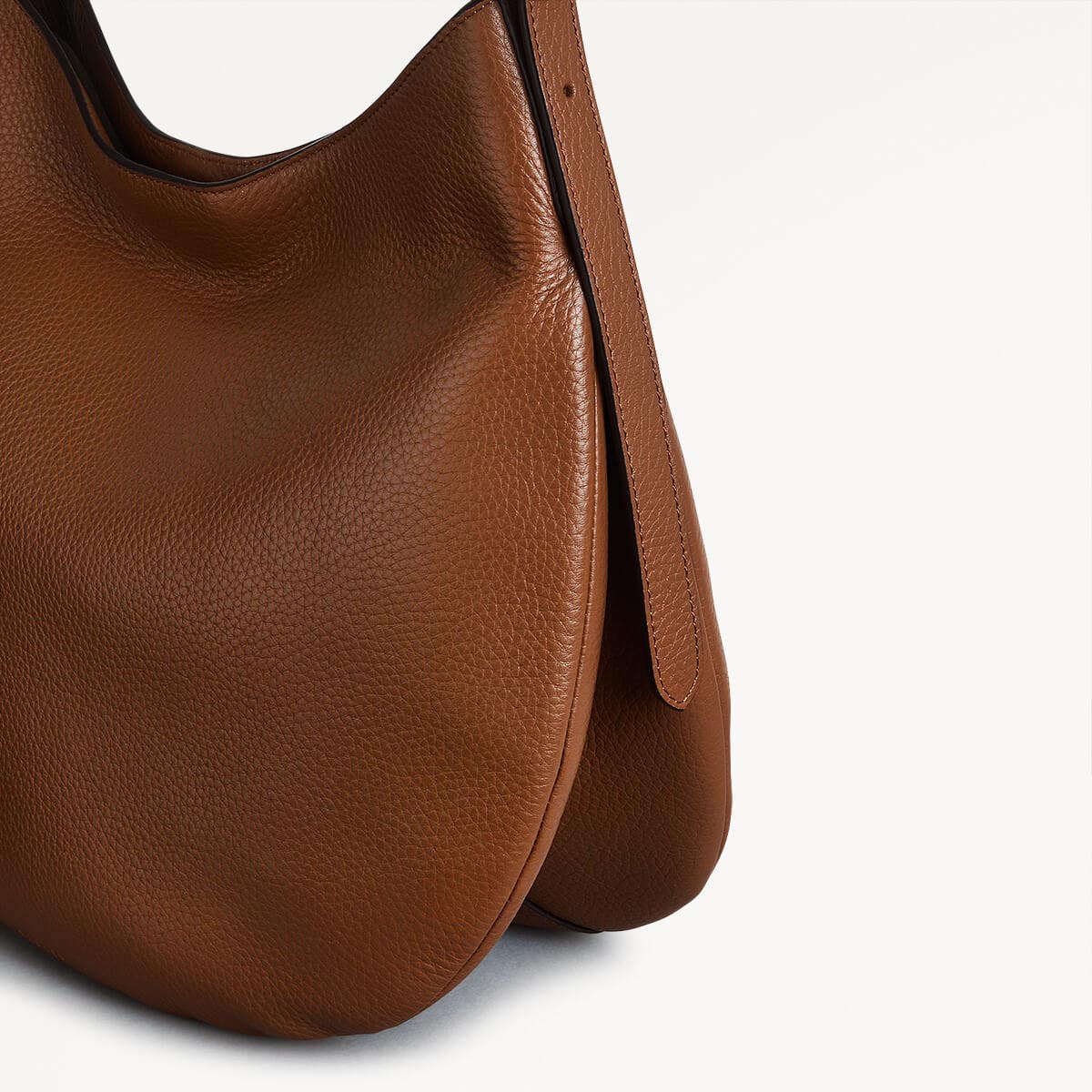 Kensington Place Leather Large Open Top Shoulder Bag in Saddle - 110162