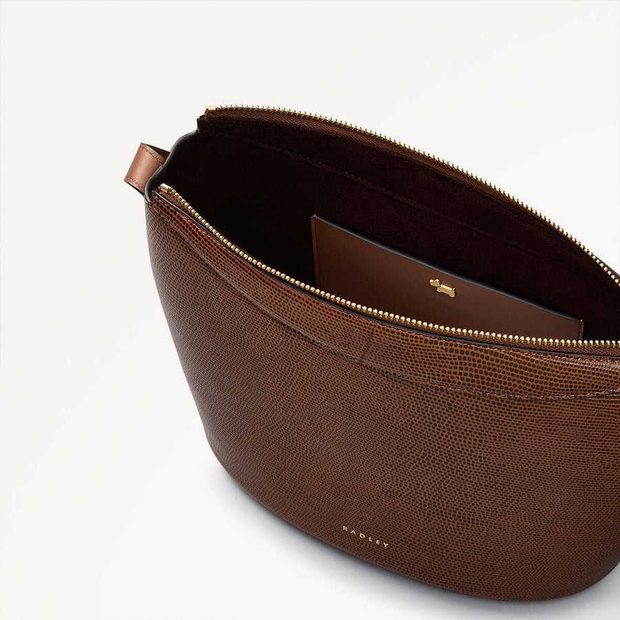 The Kensal Leather Small Ziptop Crossbody Bag in Saddle - 110164