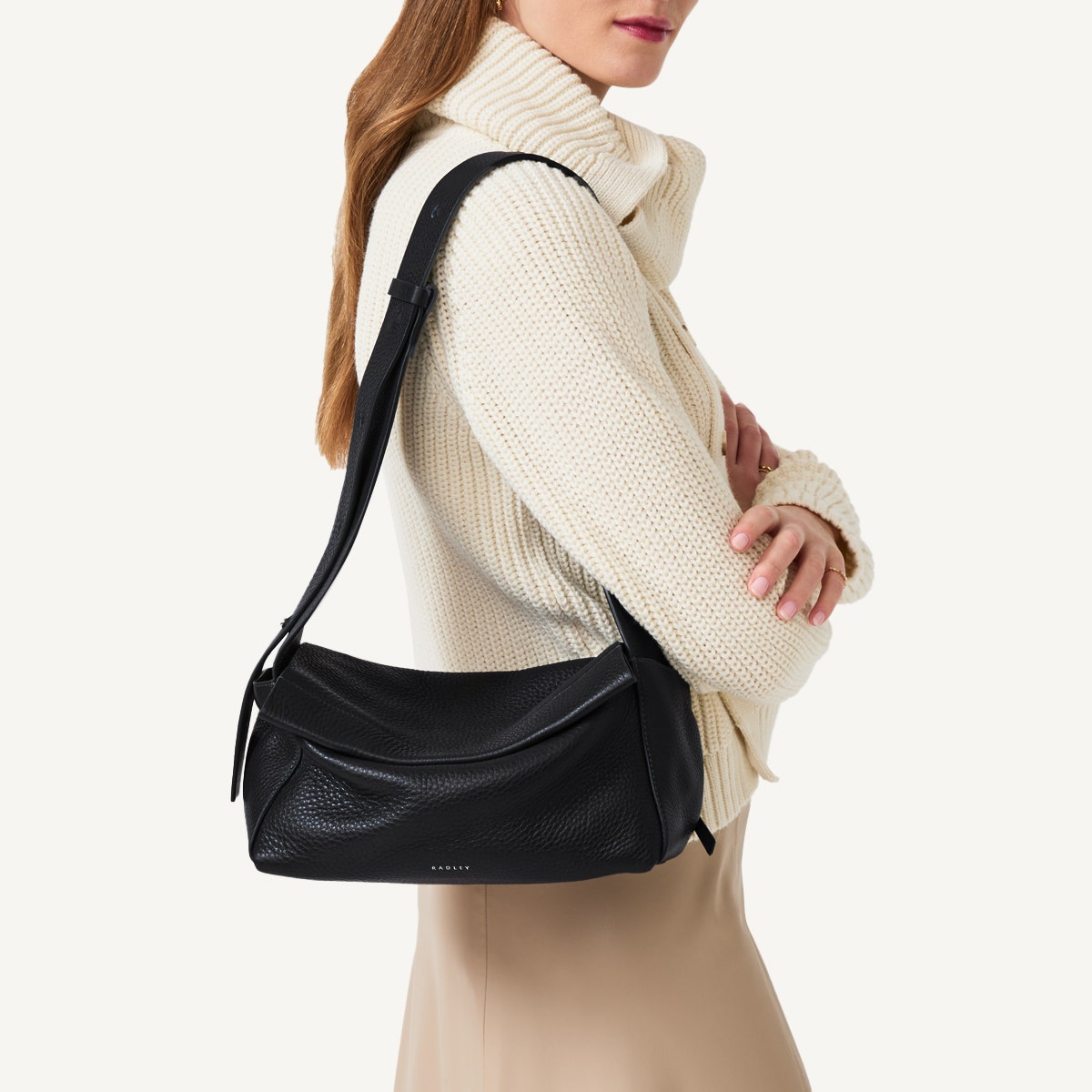 De Beauvoir Medium Ziptop Grab Black - 110171