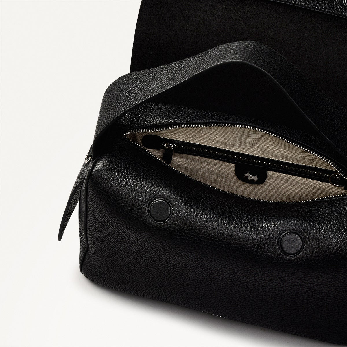 De Beauvoir Medium Ziptop Grab Black - 110171