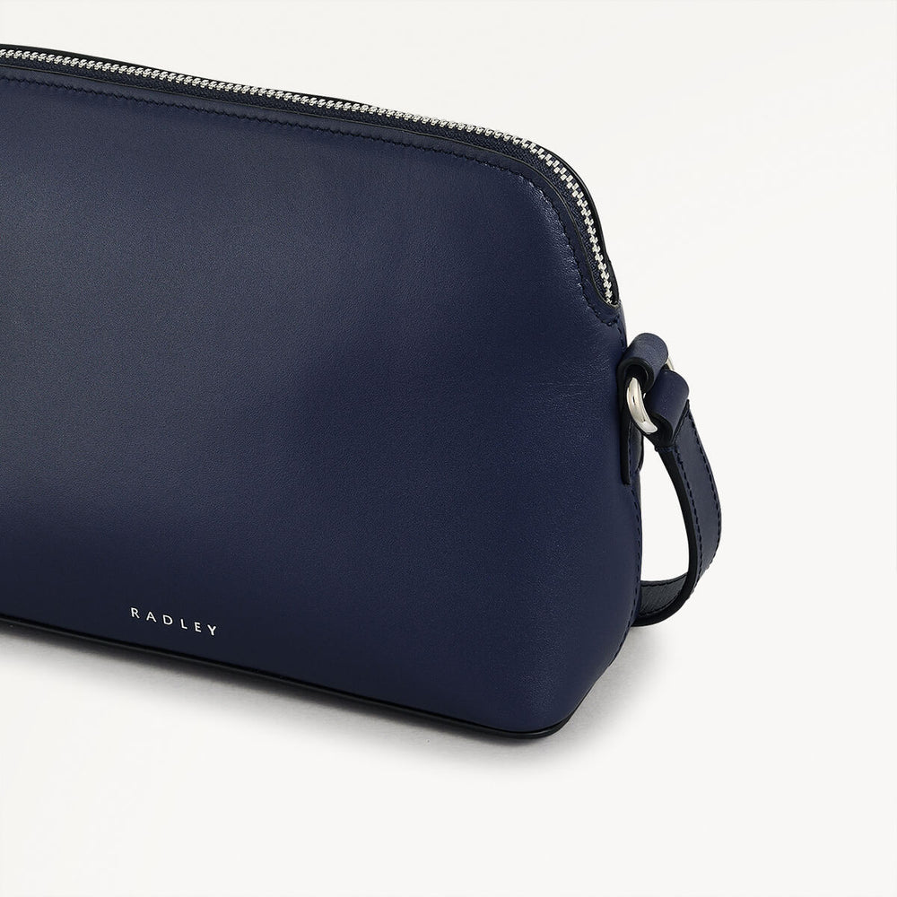 Bow Street Small Ziptop Cross Body Evenfall  - 110198