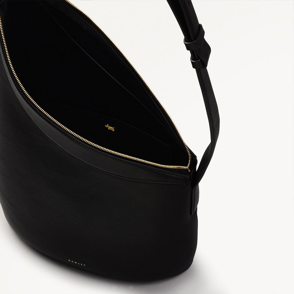 The Kensal Leather Medium Ziptop Shoulder Bag in Black - 110291