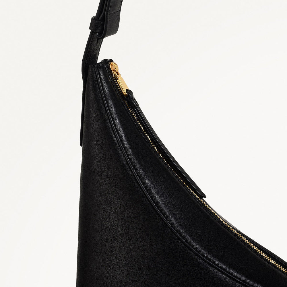 The Kensal Leather Medium Ziptop Shoulder Bag in Black - 110291