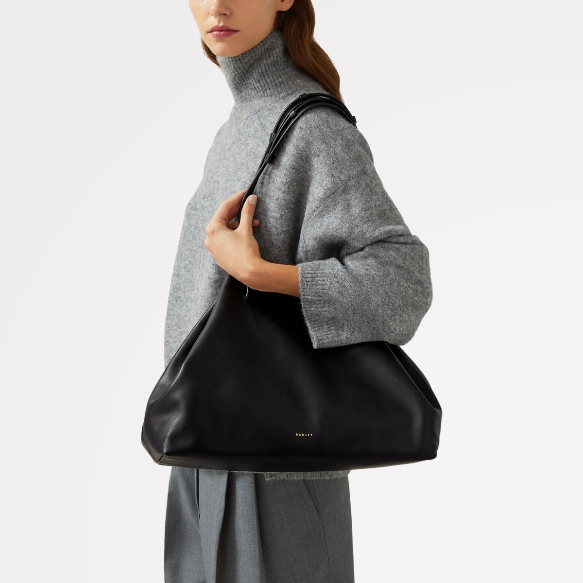 Blake Mews Leather Open Top Shoulder Bag in Black - 110311