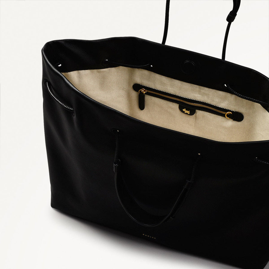 Blake Mews Leather Open Top Shoulder Bag in Black - 110312