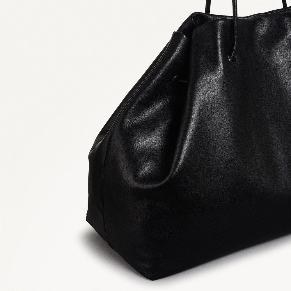 Blake Mews Leather Open Top Shoulder Bag in Black - 110312