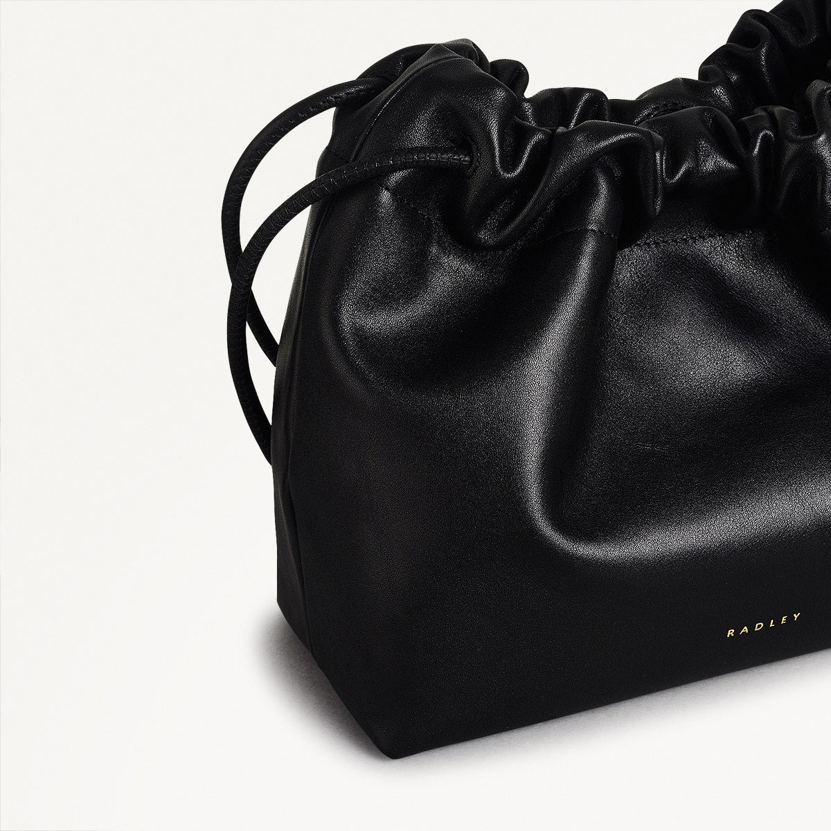 Blake Mews Leather Open Top Crossbody Bag in Black - 110314