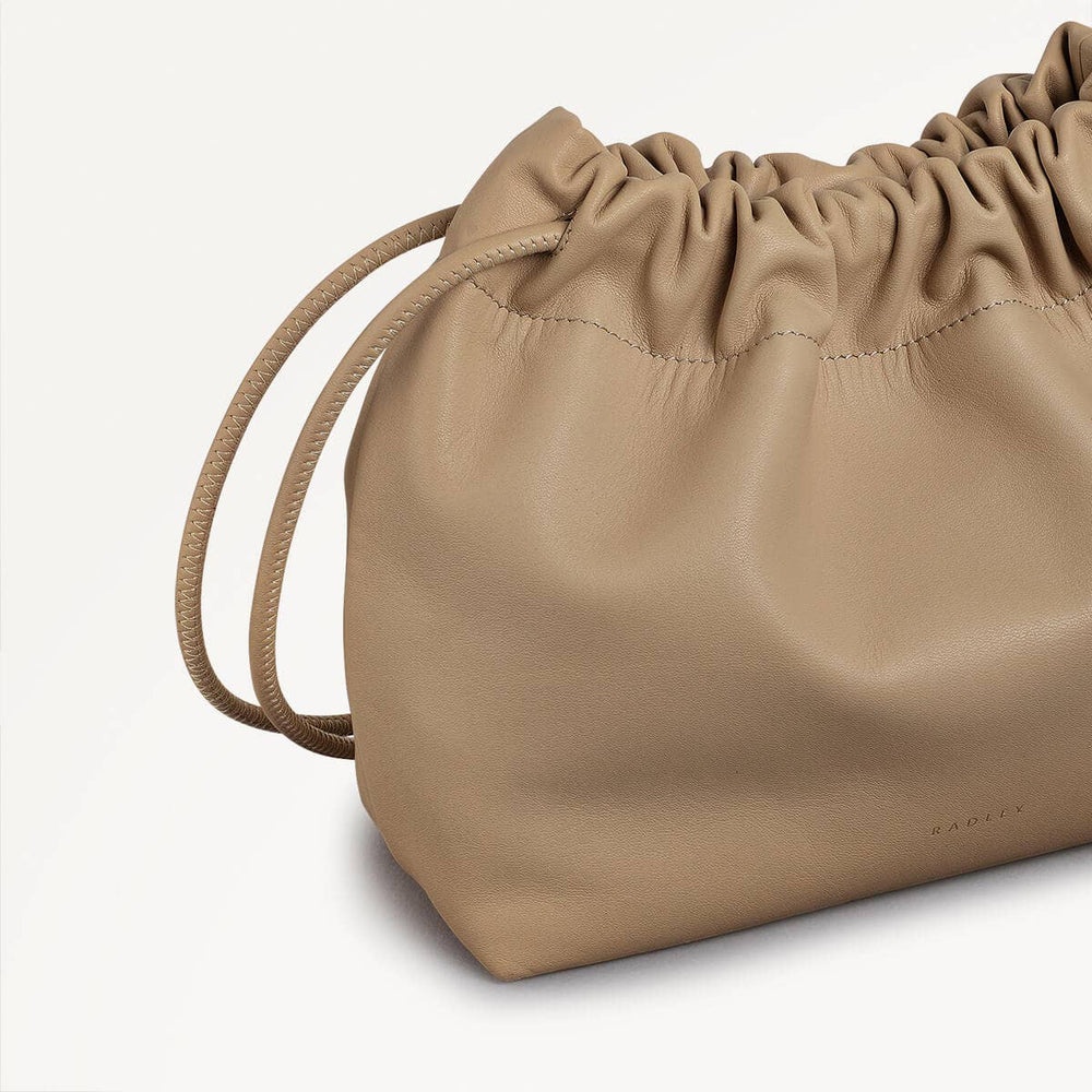 BLAKE MEWS MEDIUM OPEN TOP CROSS BODY STONE