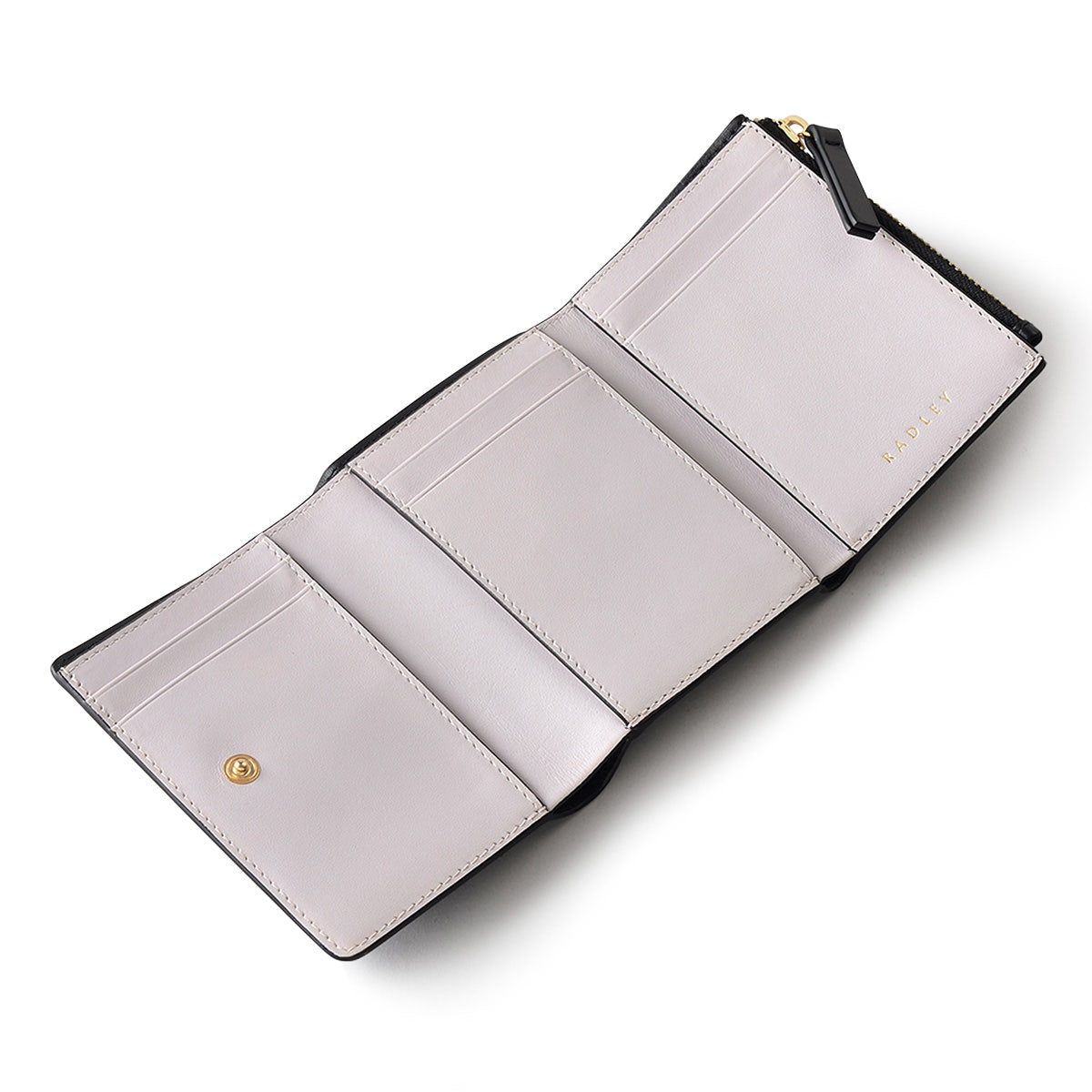 Argyll Street Leather Small Trifold Wallet in Black - 110360