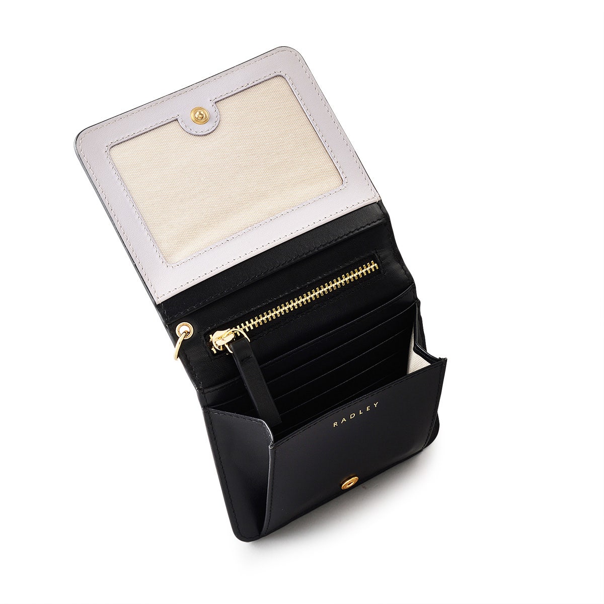 Argyll Street Leather Small Bifold Wallet in Black - 110361