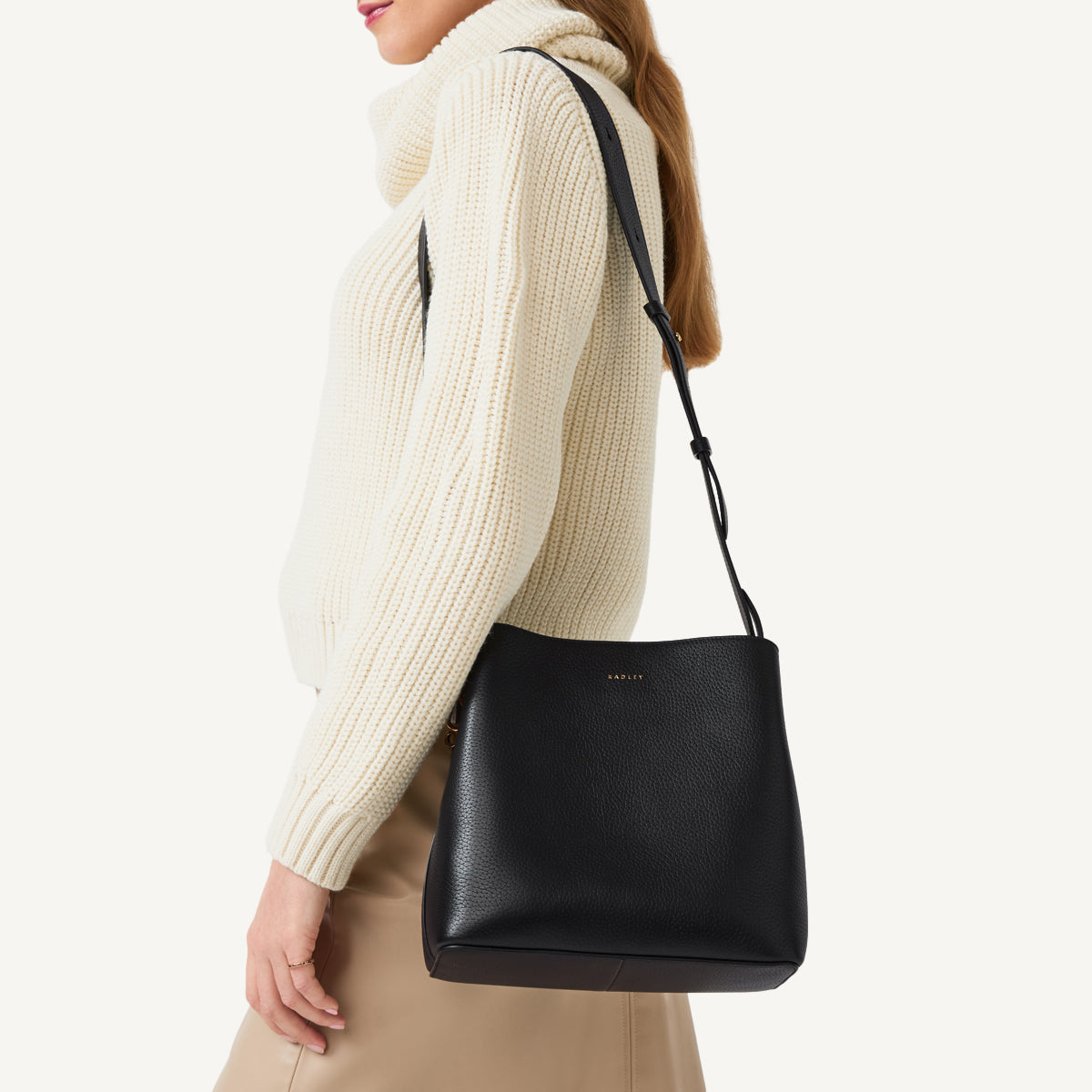 Dukes Place Medium Compartment Crossbody Bag in Black - 110418