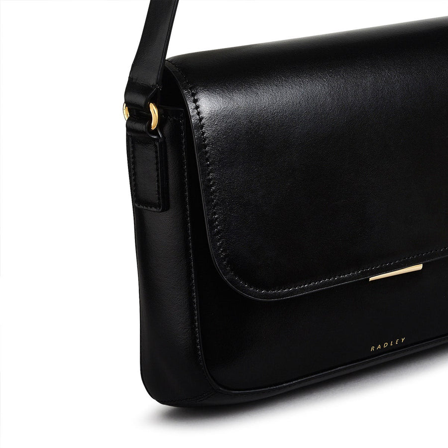 Mells Manor Leather Medium Flapover Crossbody Bag in Black - 110479