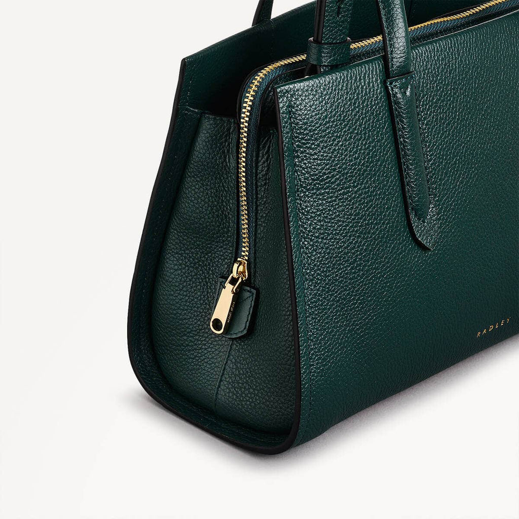 Arlington Court Leather Small Zip Around Grab Bag in Wellington - 110513