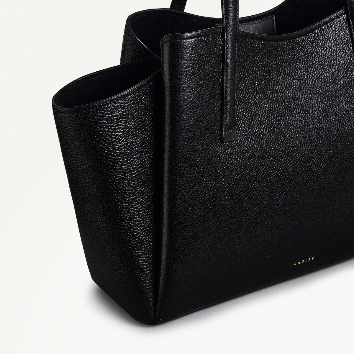 Blake Gardens Leather Large Ziptop Tote Bag in Black - 110523