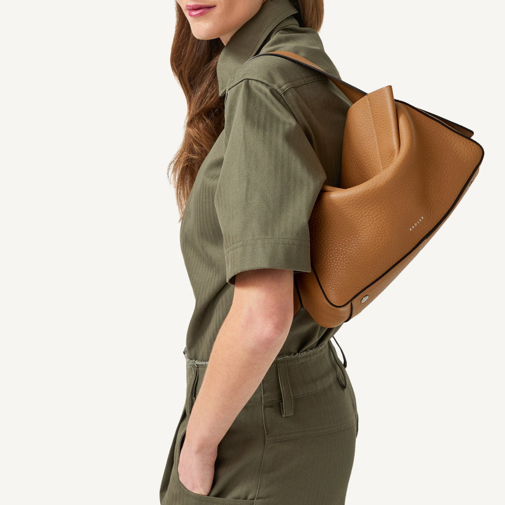 De Beauvoir Leather Medium Ziptop Grab Bag in Dark Butter - 110645