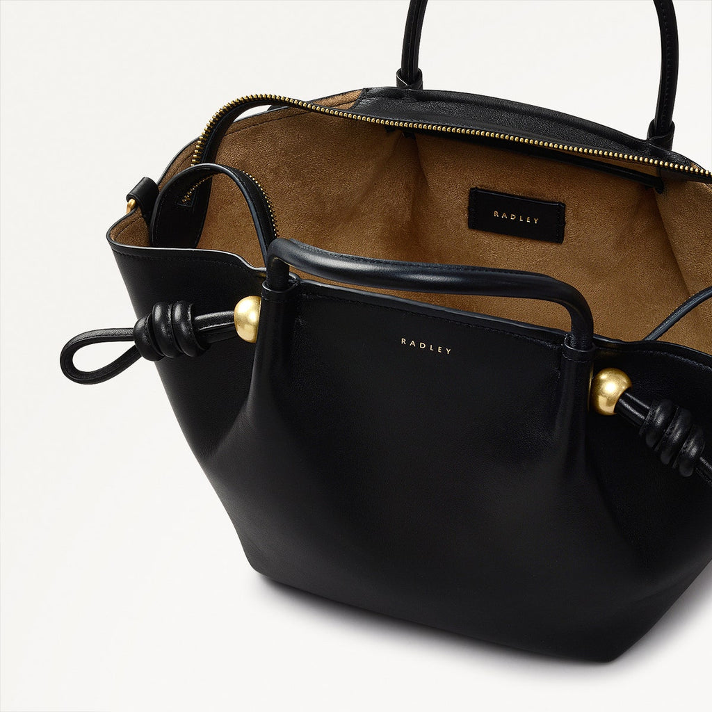 The Romilly Leather Medium Ziptop Grab Bag in Black - 110665