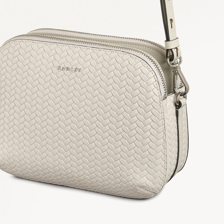 Dukes Place Leather Medium Ziptop Cross Body Bag in Chalk - 110673