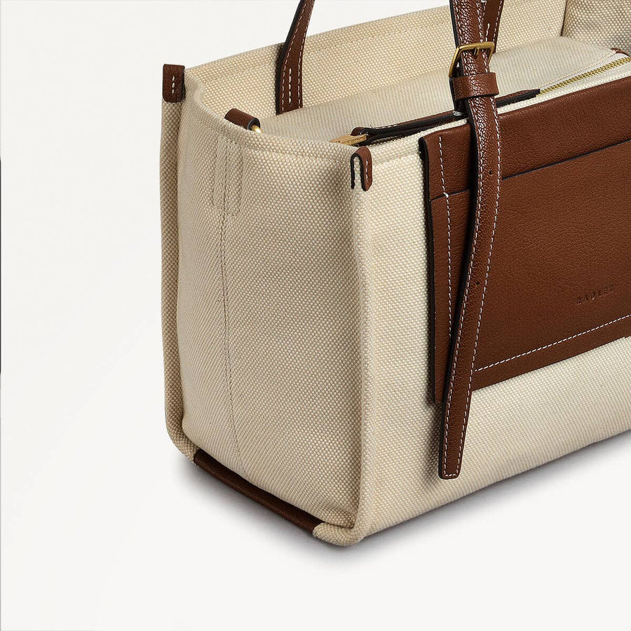 The Burlington Fabric Medium Ziptop Grab Bag in Natural - 110691