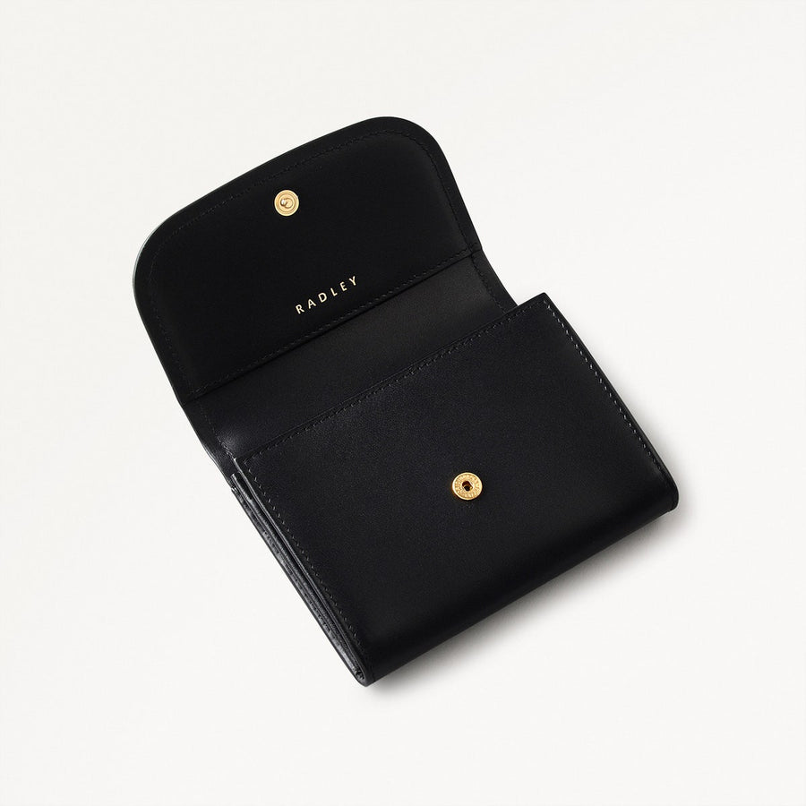 Bathurst Mews Leather Medium Flapover Wallet in Black - 110712