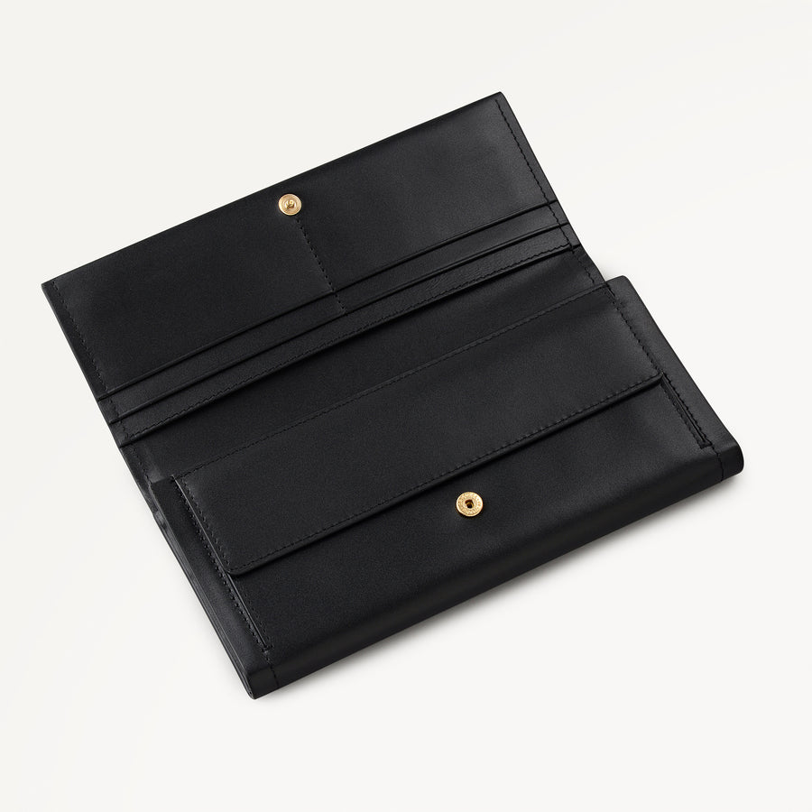 Heritage Lane Leather Large Flapover Wallet in Black - 110741