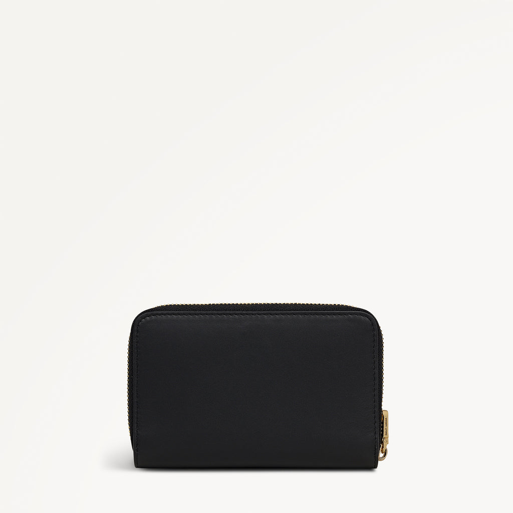 Pockets Medium Zip Around Purse Black  - 110750
