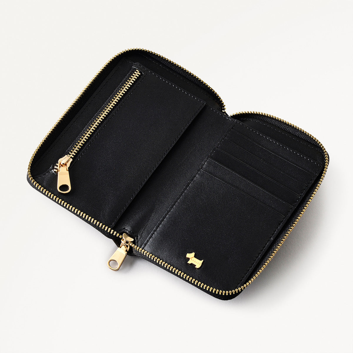Pockets Medium Zip Around Purse Black  - 110750