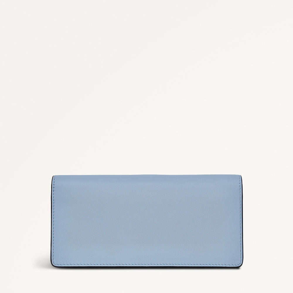 Pockets Large Bifold Matinee Smoke Blue - 110754