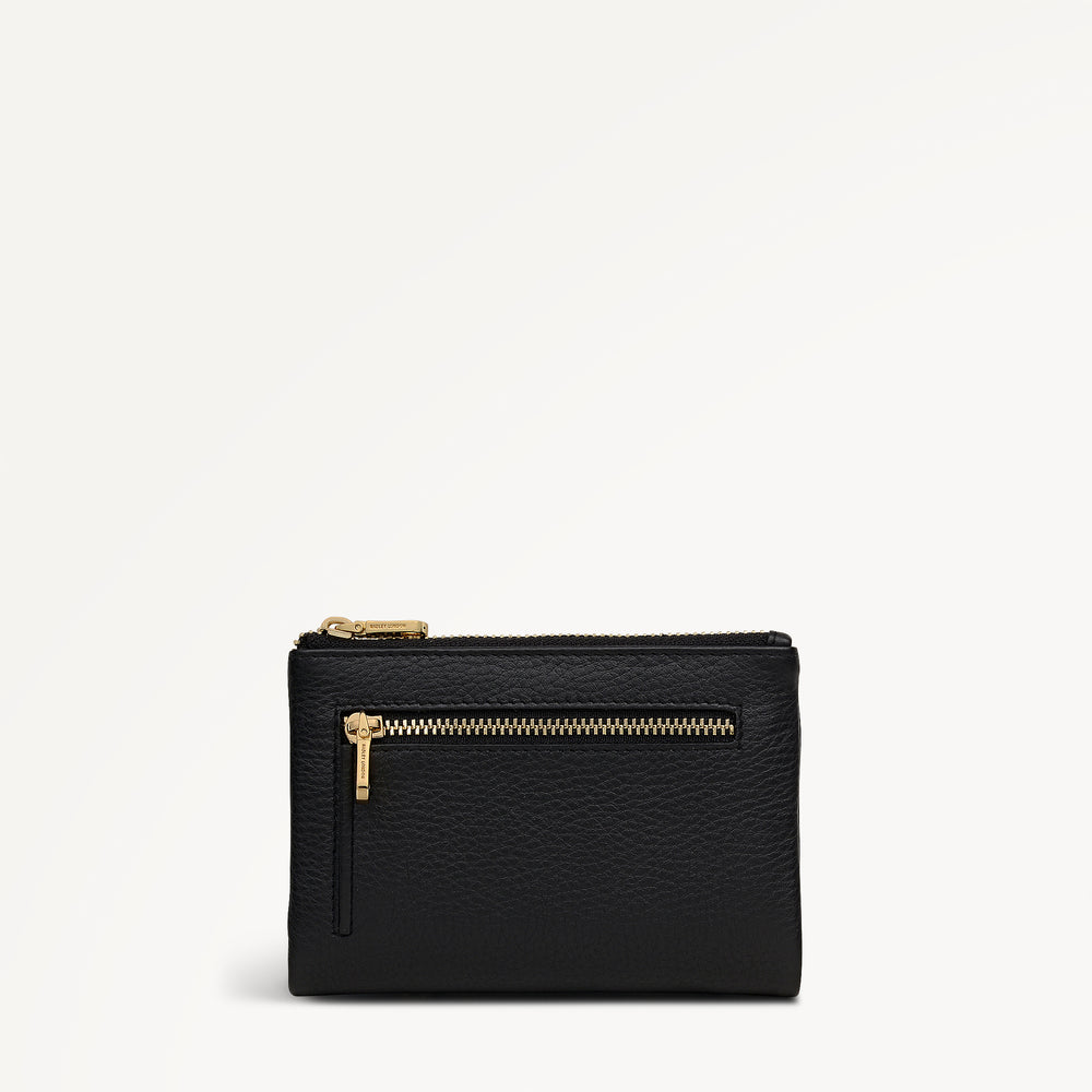 Mallow Street Leather Medium Bifold Wallet in Black - 110764