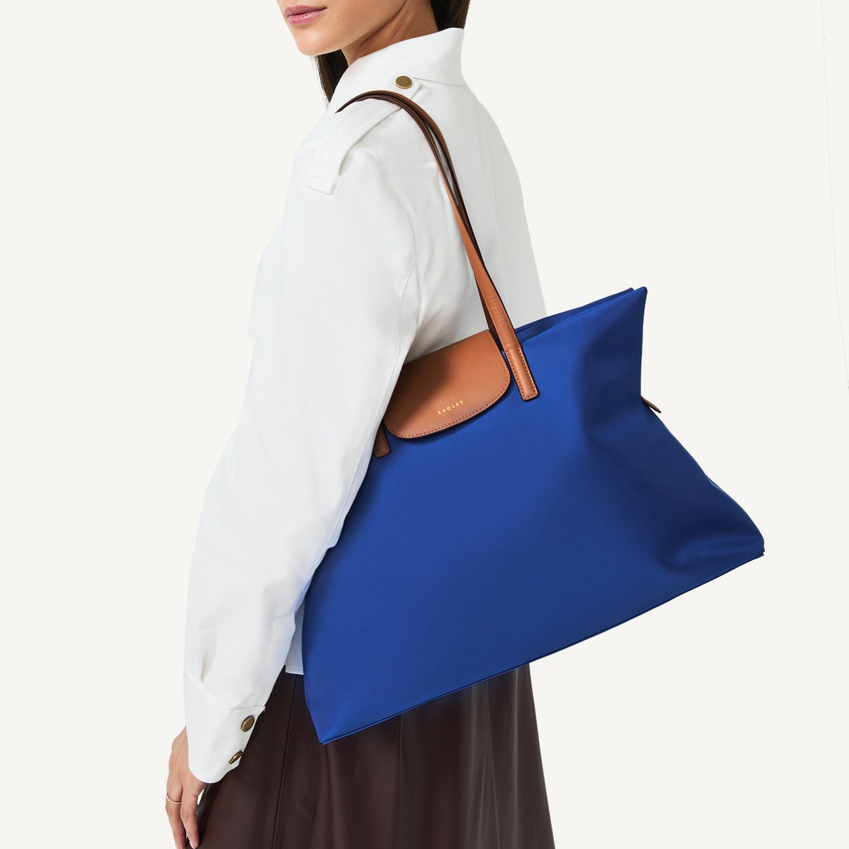 Pocket Essentials Medium Ziptop Tote Yves Blue - 110824