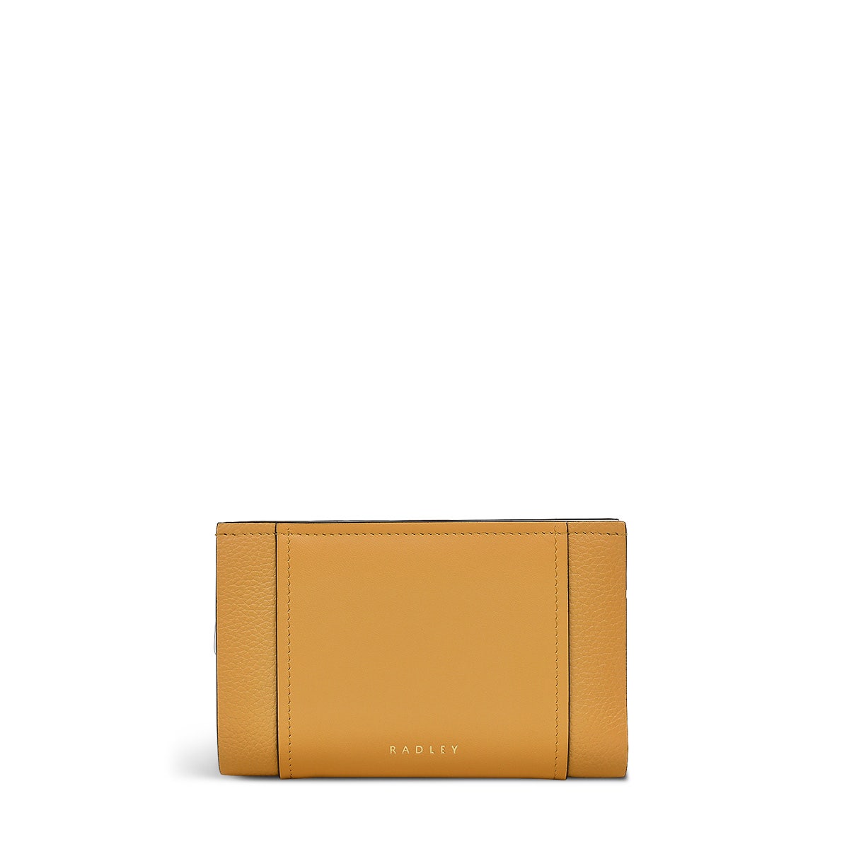 Regents Row Leather Medium Bifold Wallet in Pecan - 110878